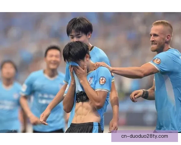 毛伟杰晋级决赛续写我们的历史